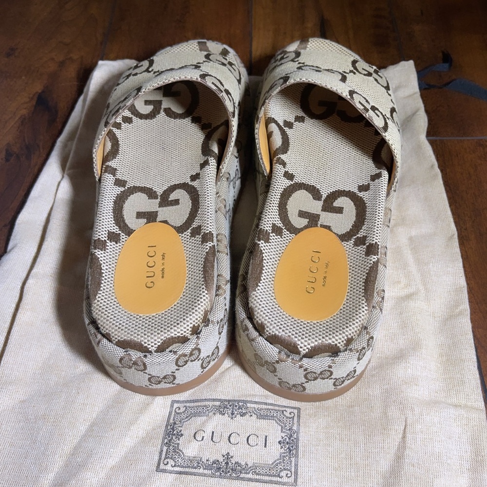 WOMEN'S PLATFORM SLIDE SANDAL (size 40)